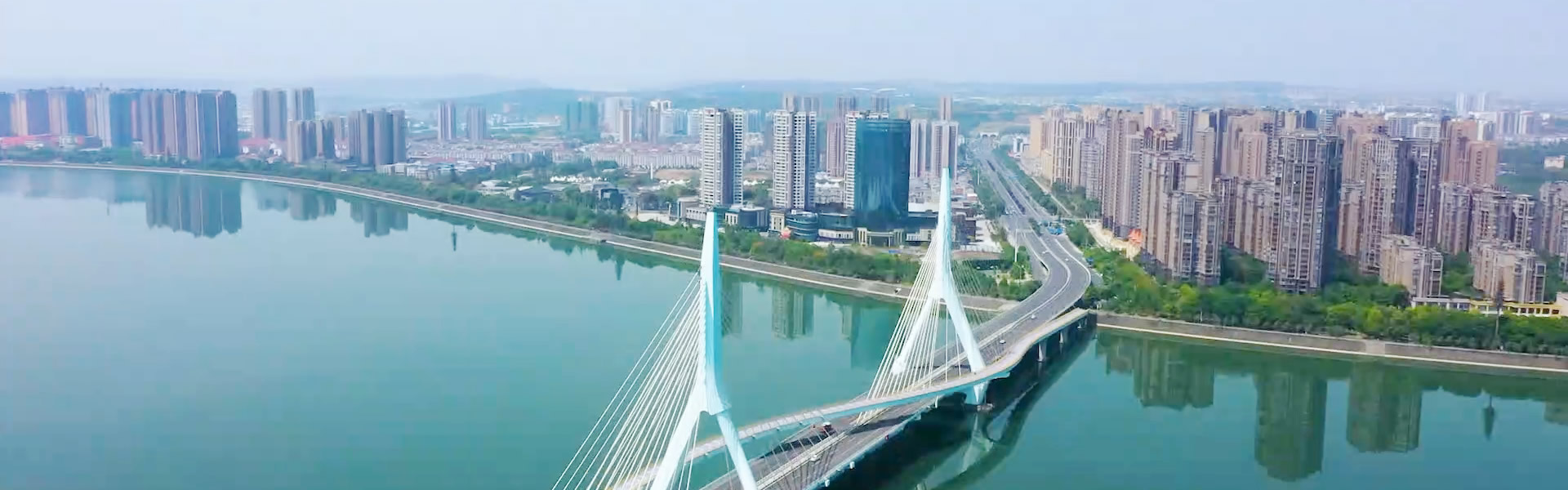 深耕城市 运营城市 服务城市