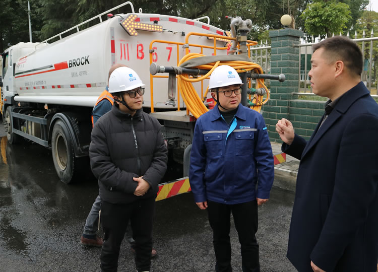 经开区把中水利用引入市政养护领域