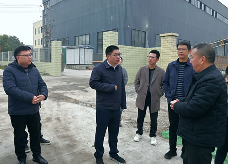 谷雨督导三江城营集团公司重点项目推进工作